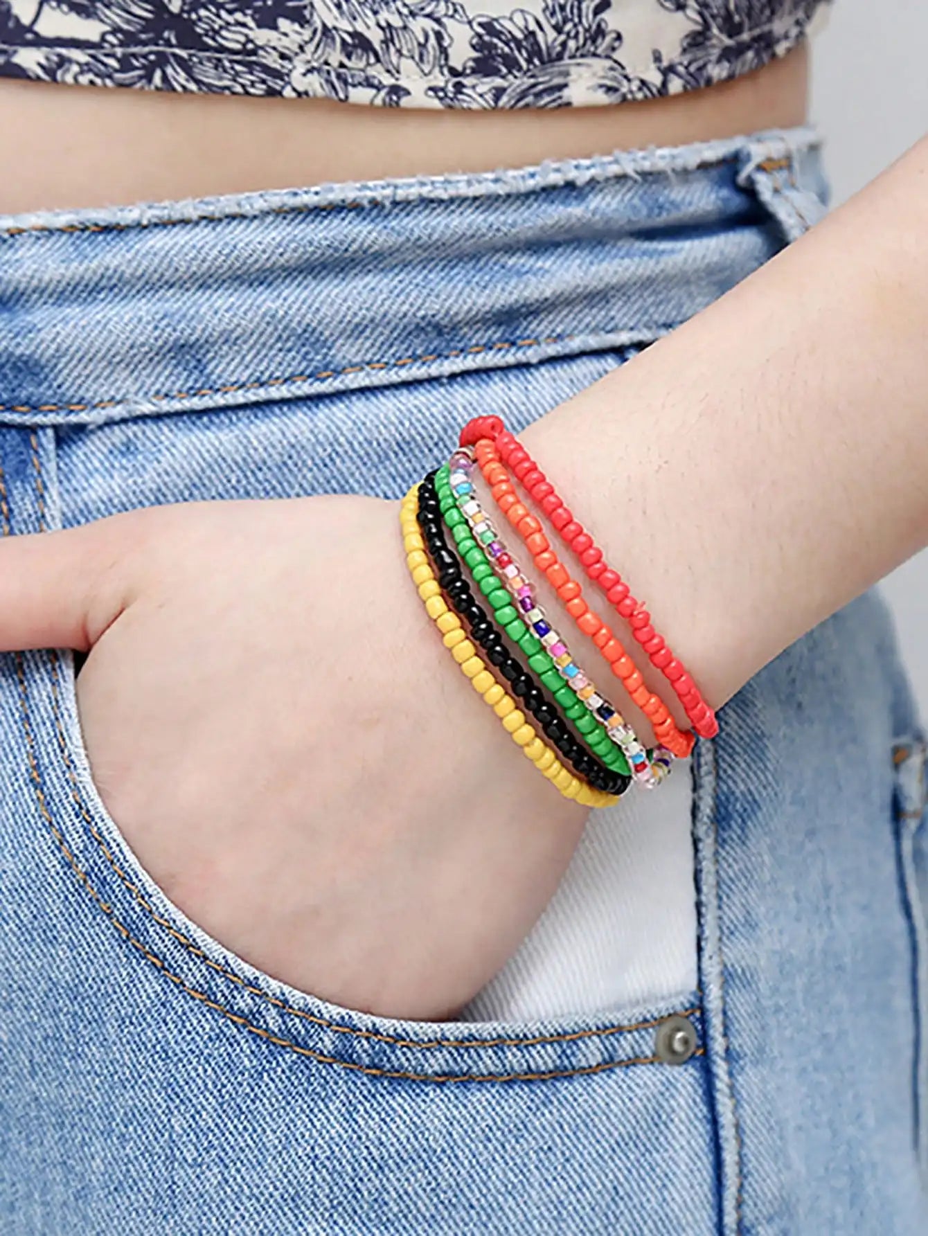 17Pcs Elastic Beaded Bracelets Bohemian Stackable Beaded Stretch Bracelets Colorful Boho Beach Bracelet Set Rainbow Handmade See