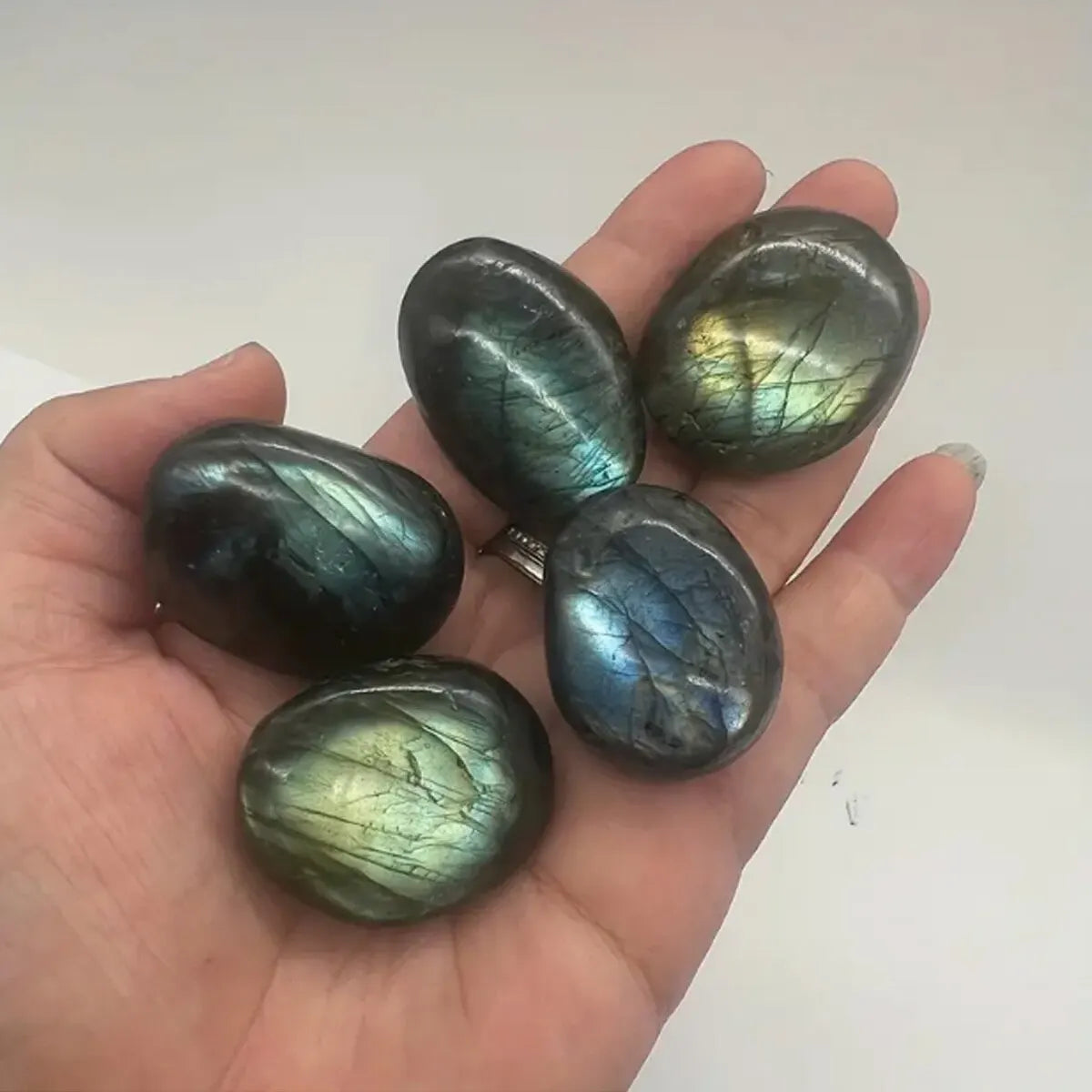 2pcs/set Natural Labradorite Palm Stone - Chakra Reiki Polished Healing Crystal for Stress Relief & Anxiety Therapy